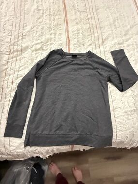 Classic Gray Long Sleeve Sweatshirt